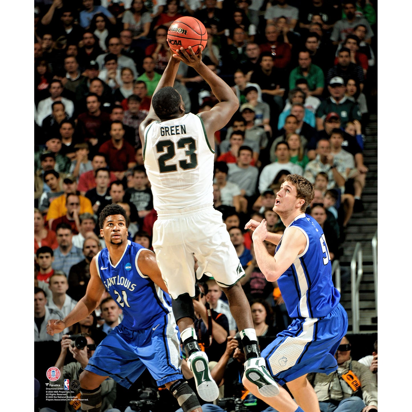 Draymond Green Michigan State Spartans Unsigned Makes a Three-Point Shot Photograph