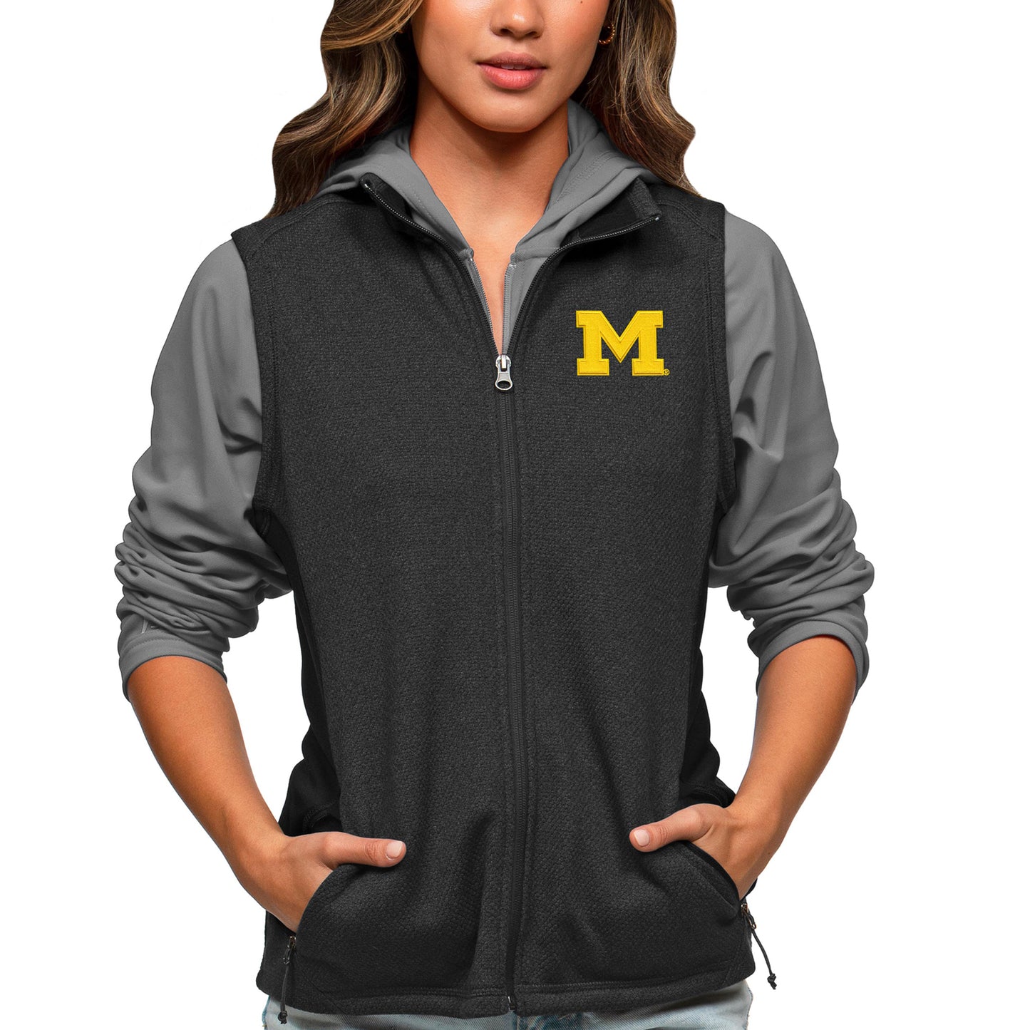 Women's Antigua Heather Black Michigan Wolverines Course Full-Zip Vest