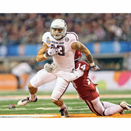 Mike Evans Texas A&M Aggies Unsigned White Jersey Running and Breaking Tackle with Ball vs. Oklahoma Sooners Photograph