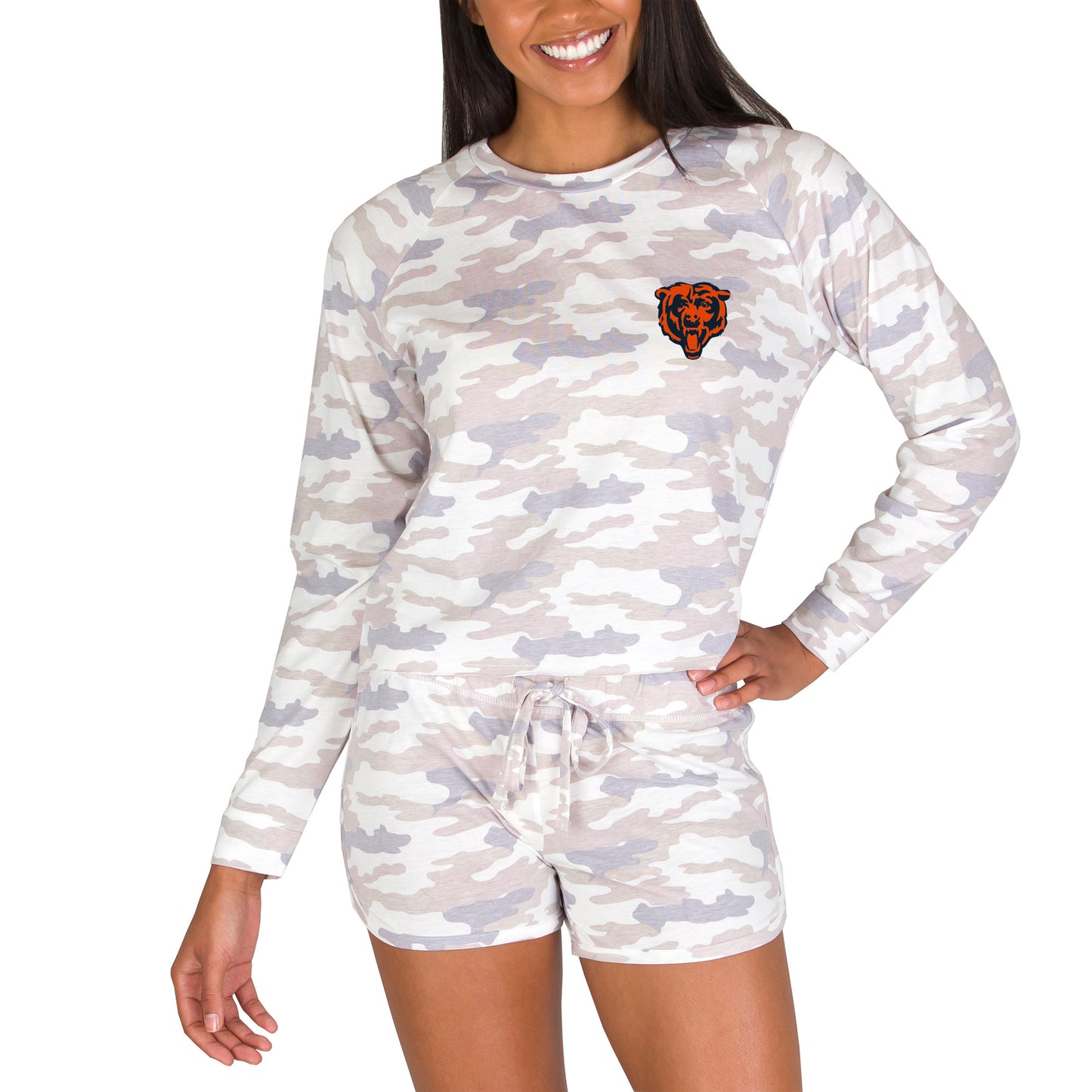 Women's Concepts Sport Camo Chicago Bears Encounter Long Sleeve Top & Short Set