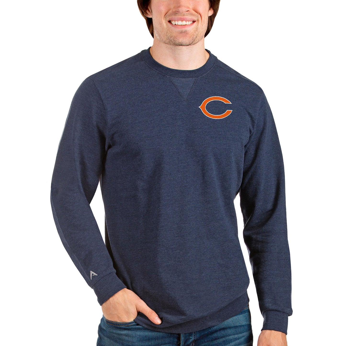 Men's Antigua Heathered Navy Chicago Bears Reward Crewneck Pullover Sweatshirt