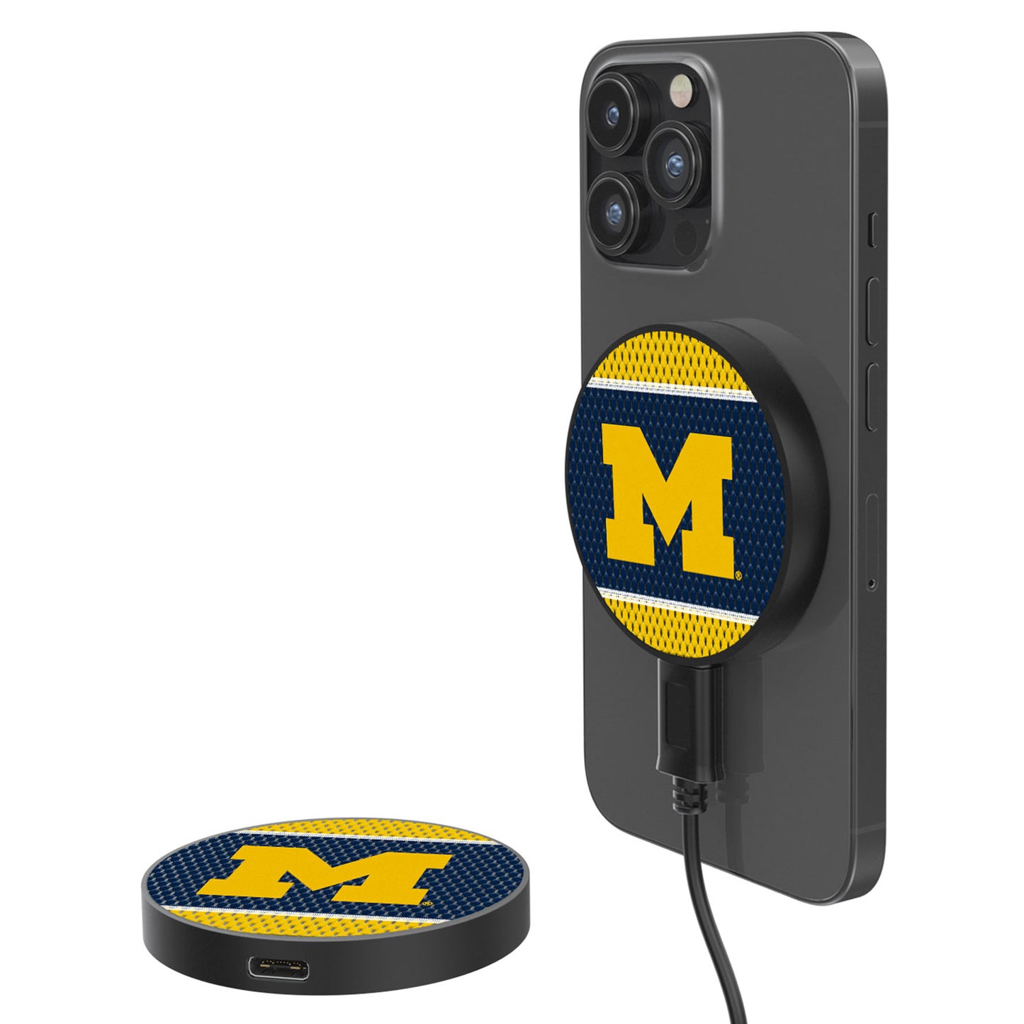 Michigan Wolverines 10-Watt Mesh Design Wireless Magnetic Charger