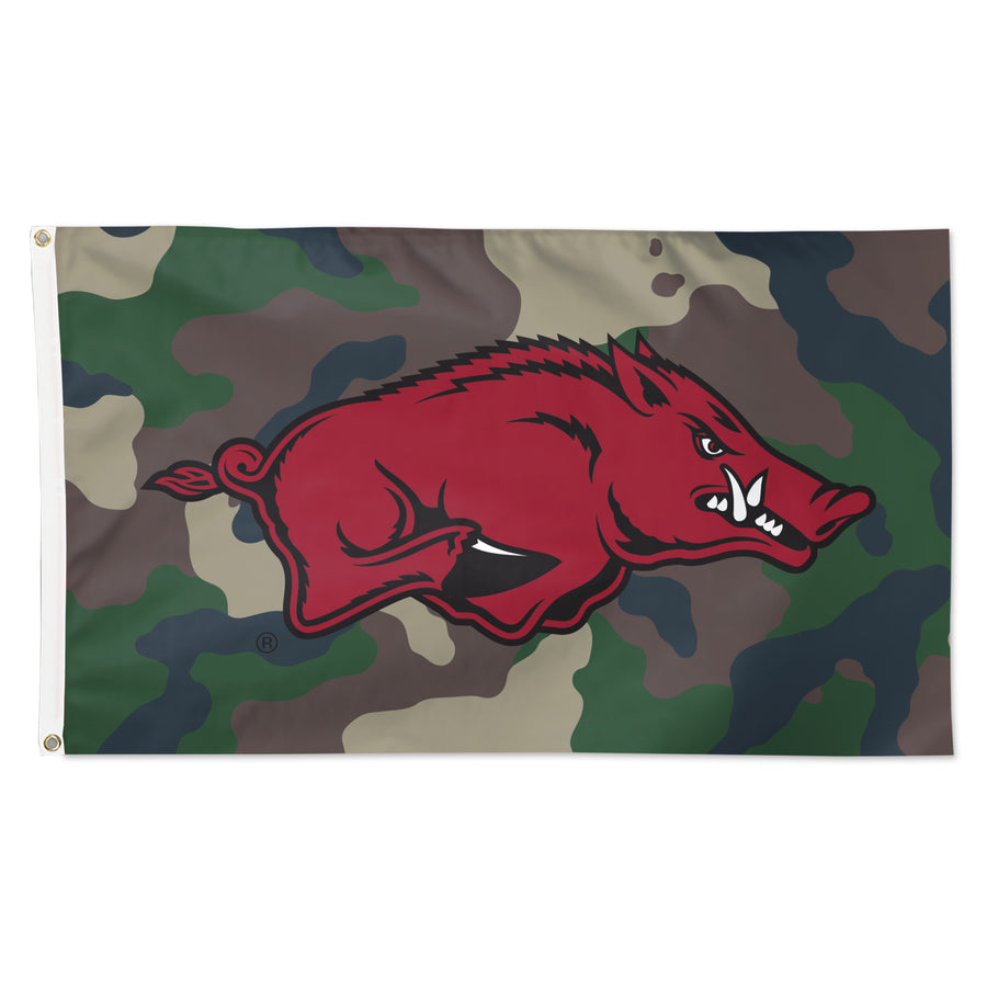 WinCraft Arkansas Razorbacks 3' x 5' Single-Sided Deluxe Camo Flag