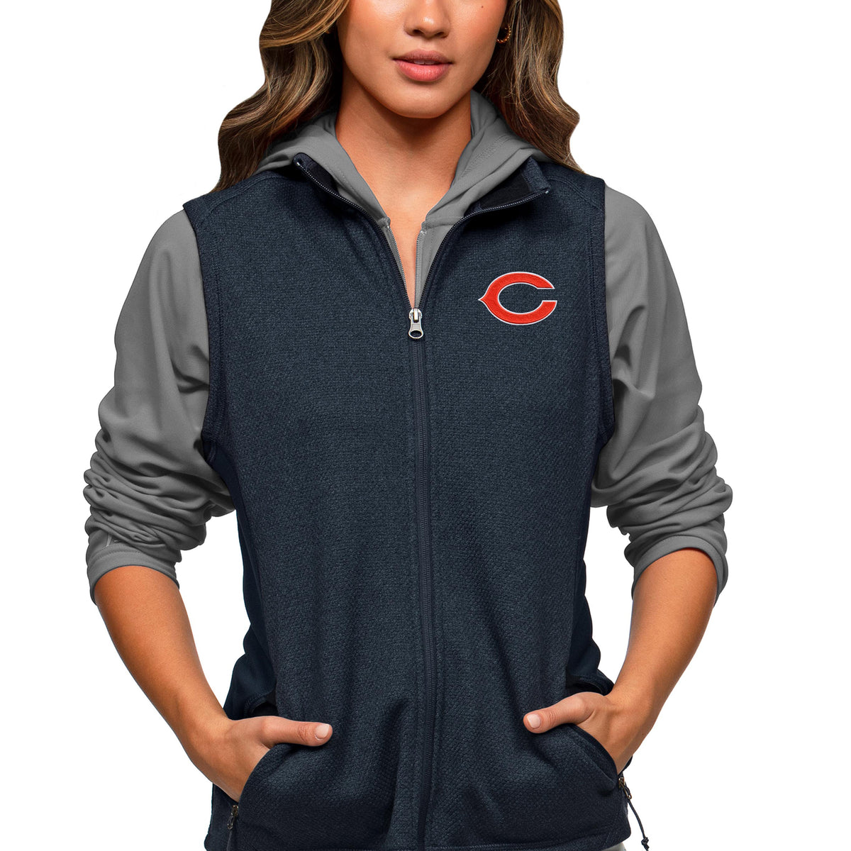 Women's Antigua Heathered Navy Chicago Bears Closure Full-Zip Vest