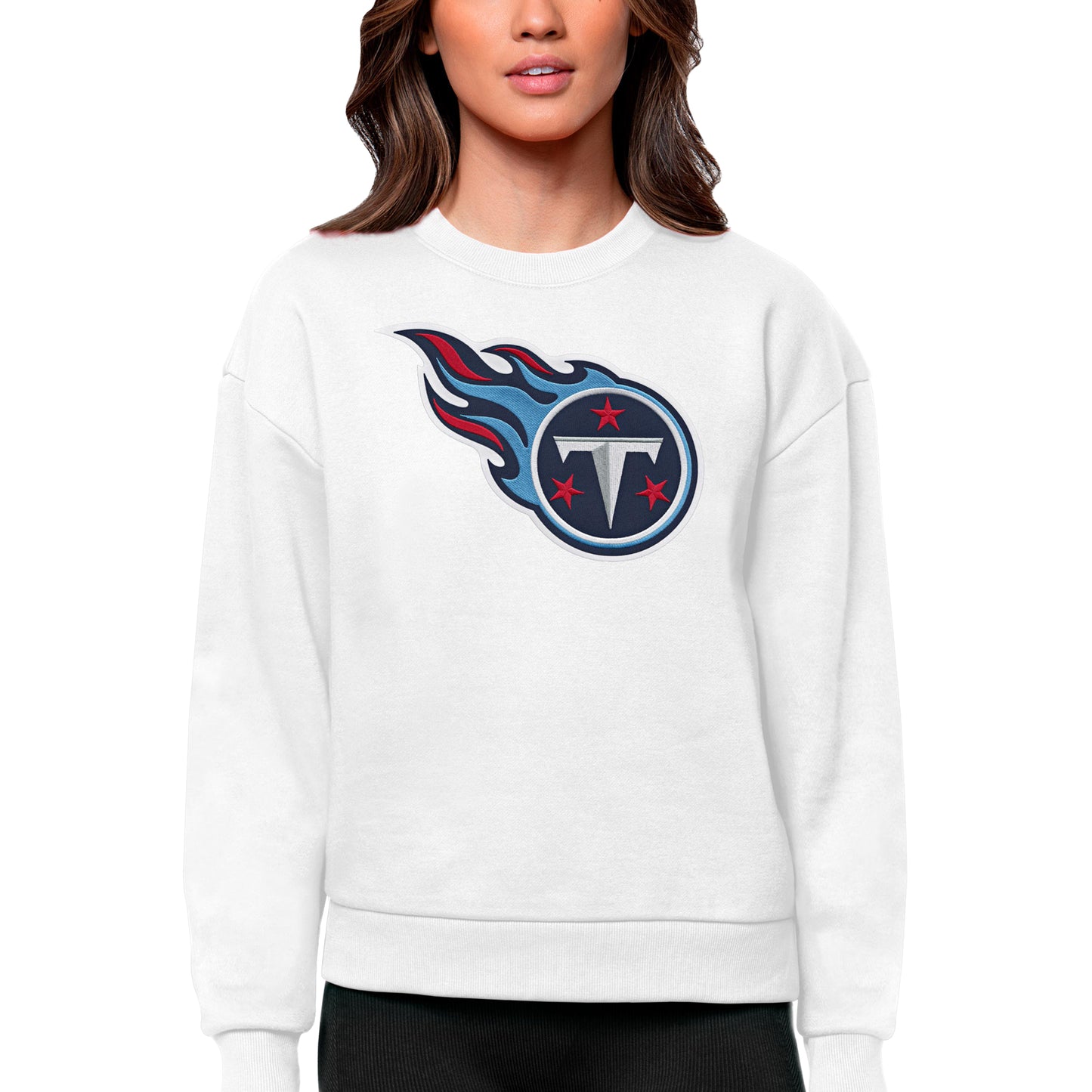 Women's Antigua White Tennessee Titans Victory Logo Pullover Sweatshirt