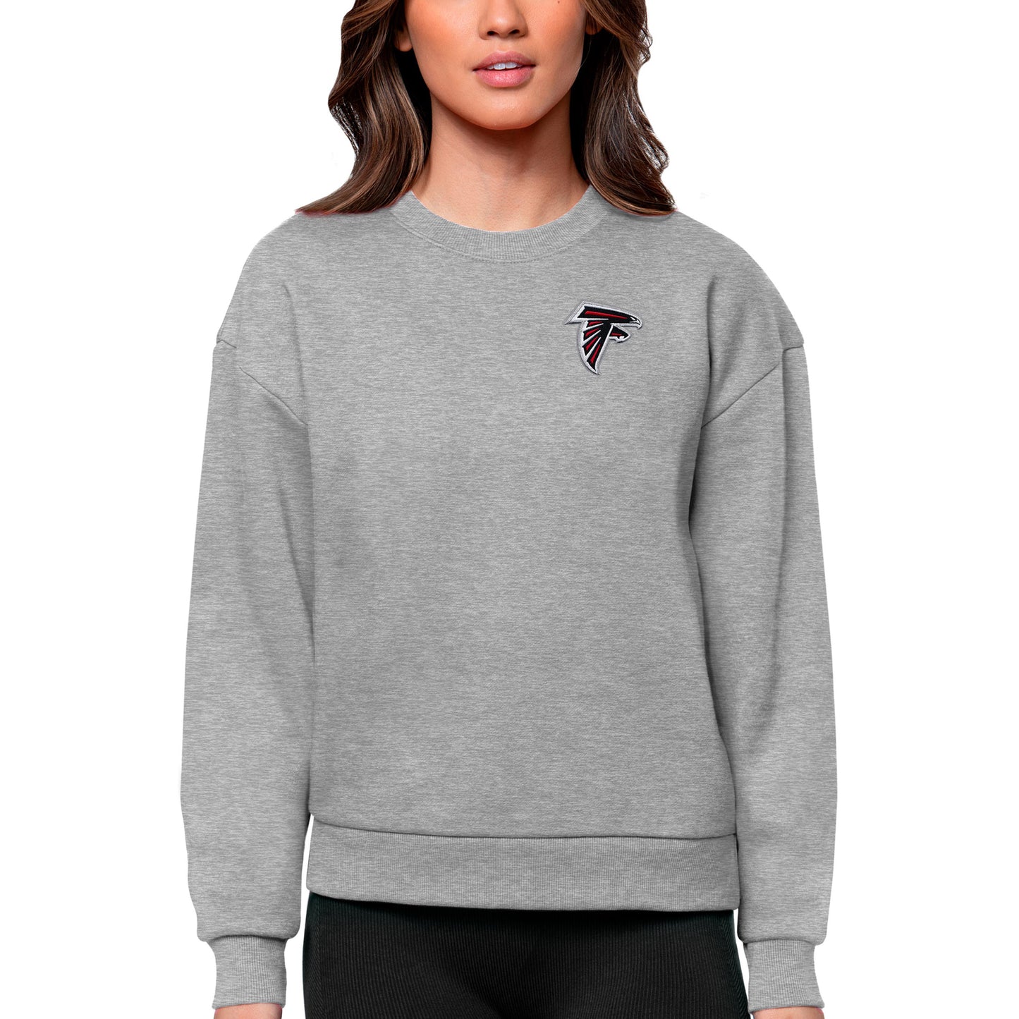 Women's Antigua Heathered Gray Atlanta Falcons Victory Crewneck Pullover Sweatshirt