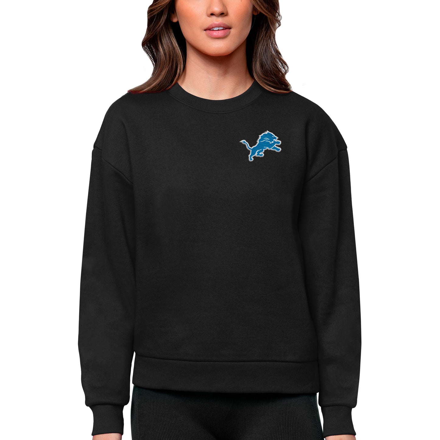 Women's Antigua Black Detroit Lions Victory Crewneck Pullover Sweatshirt