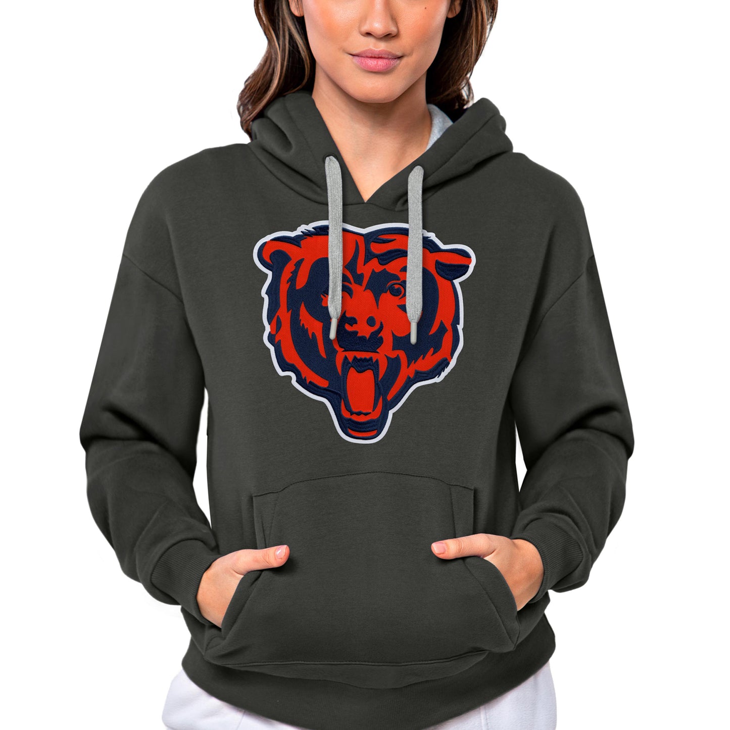 Women's Antigua Charcoal Chicago Bears Victory Logo Pullover Hoodie