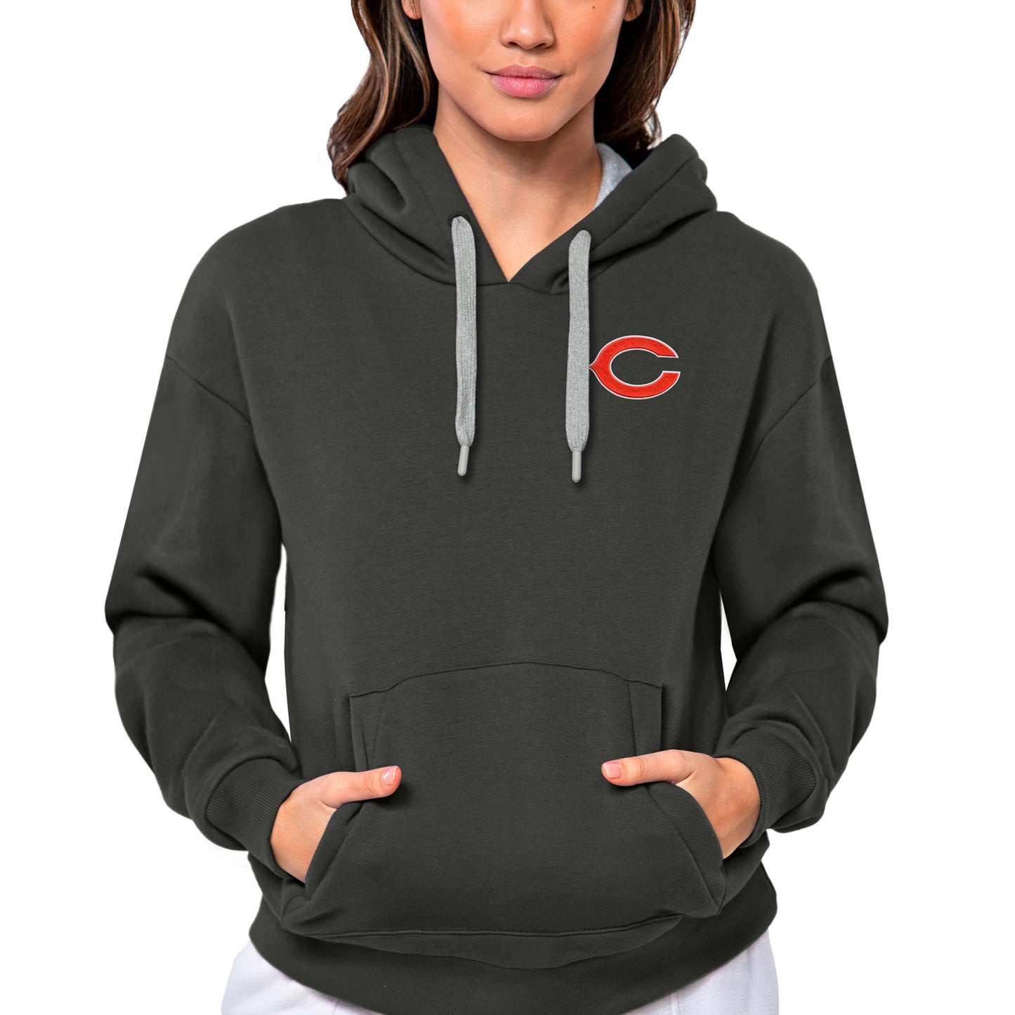 Women's Antigua Charcoal Chicago Bears Victory Pullover Hoodie