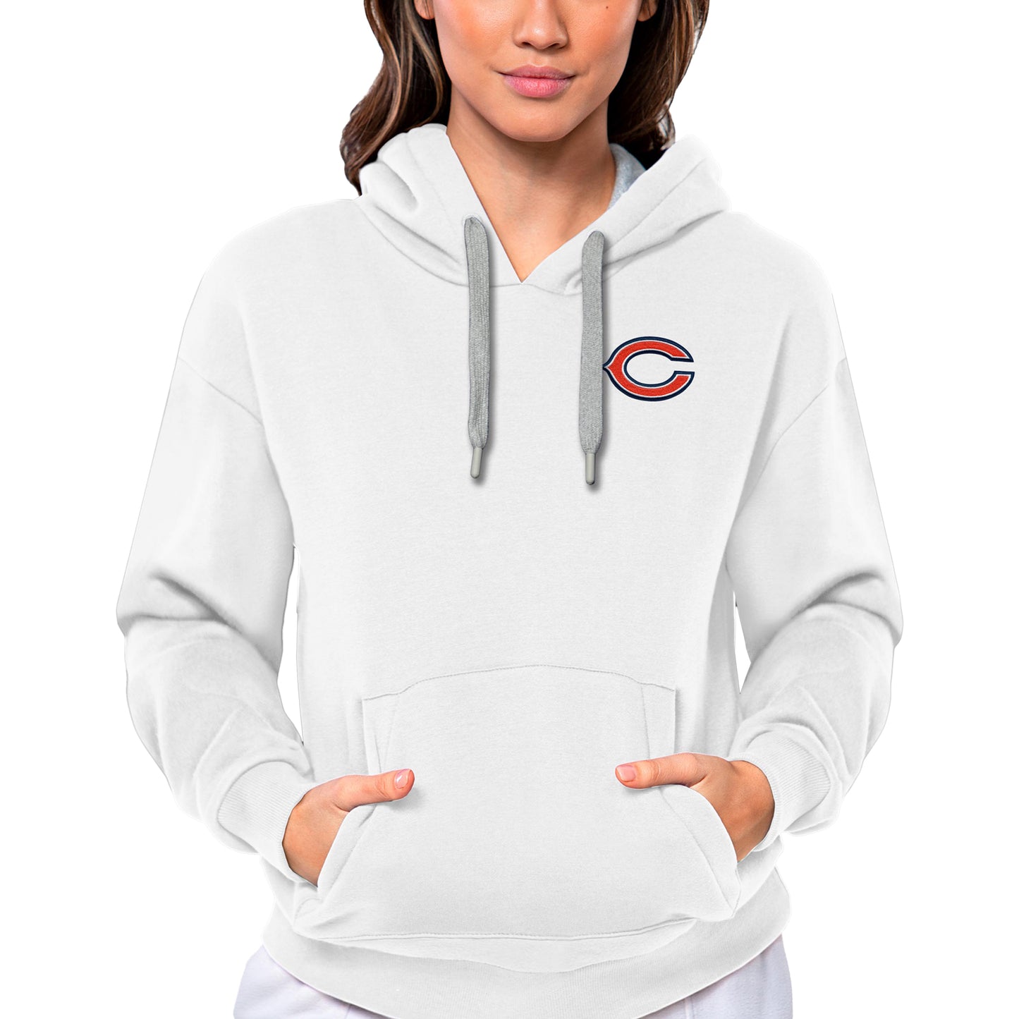 Women's Antigua White Chicago Bears Victory Pullover Hoodie