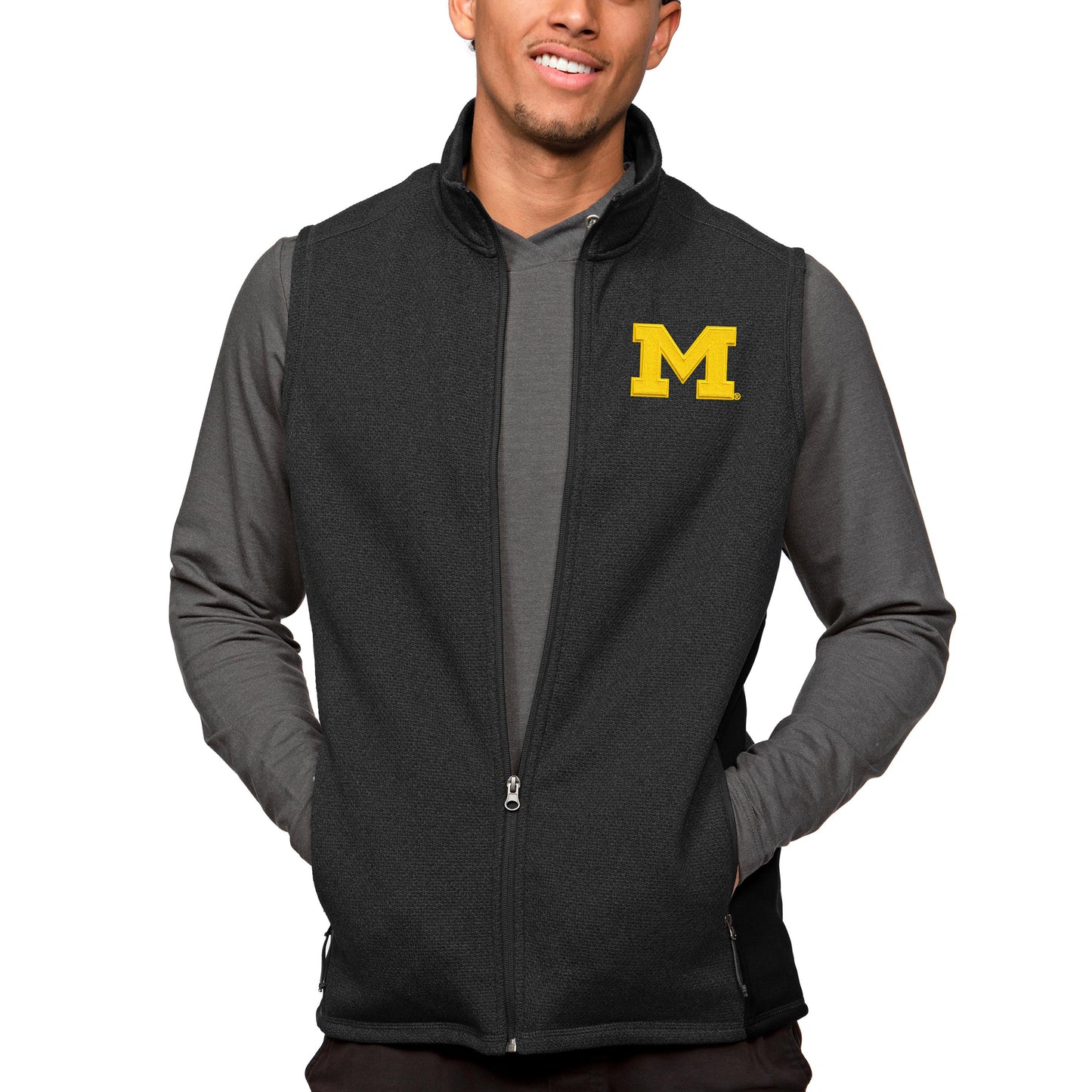 Men's Antigua Heather Black Michigan Wolverines Course Full-Zip Vest