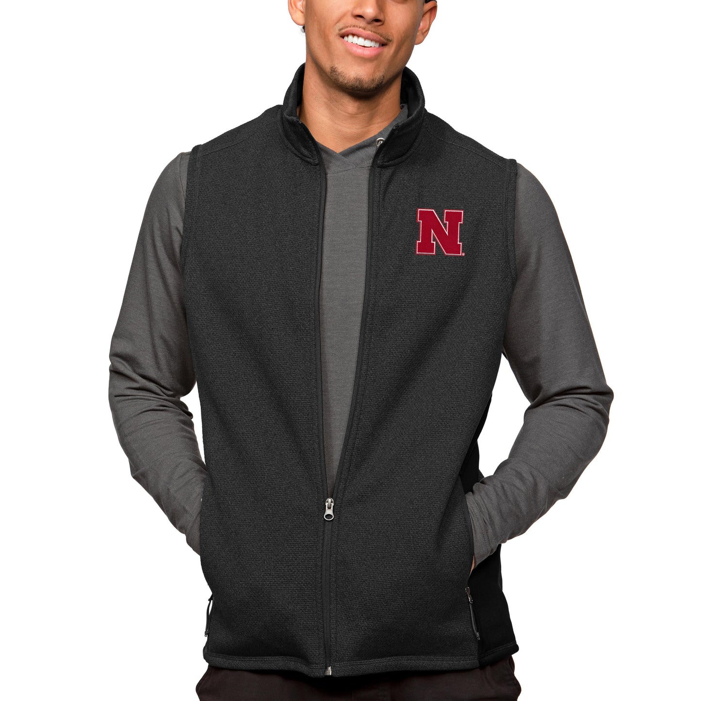 Men's Antigua Heather Black Nebraska Huskers Course Full-Zip Vest