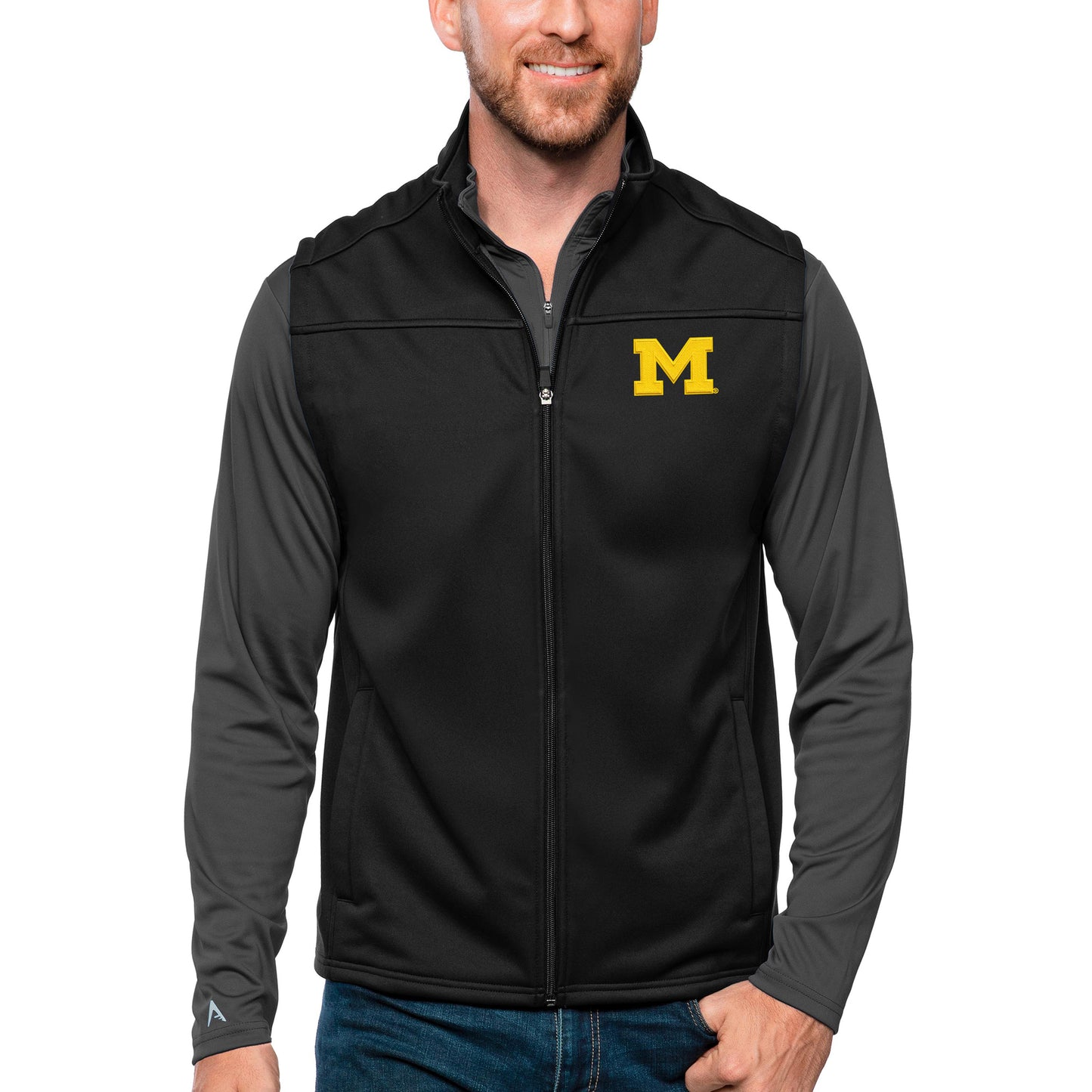 Men's Antigua Black Michigan Wolverines Links Full-Zip Golf Vest