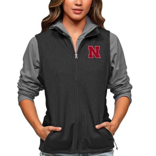 Women's Antigua Heather Black Nebraska Huskers Course Full-Zip Vest