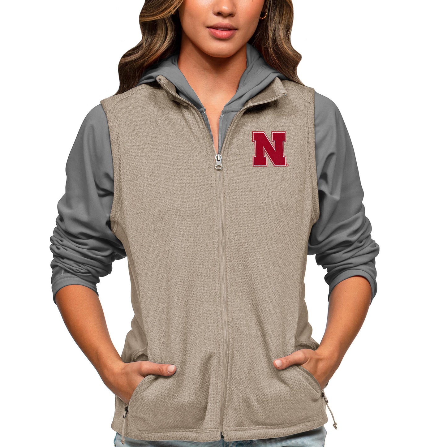 Women's Antigua Oatmeal Nebraska Huskers Course Full-Zip Vest