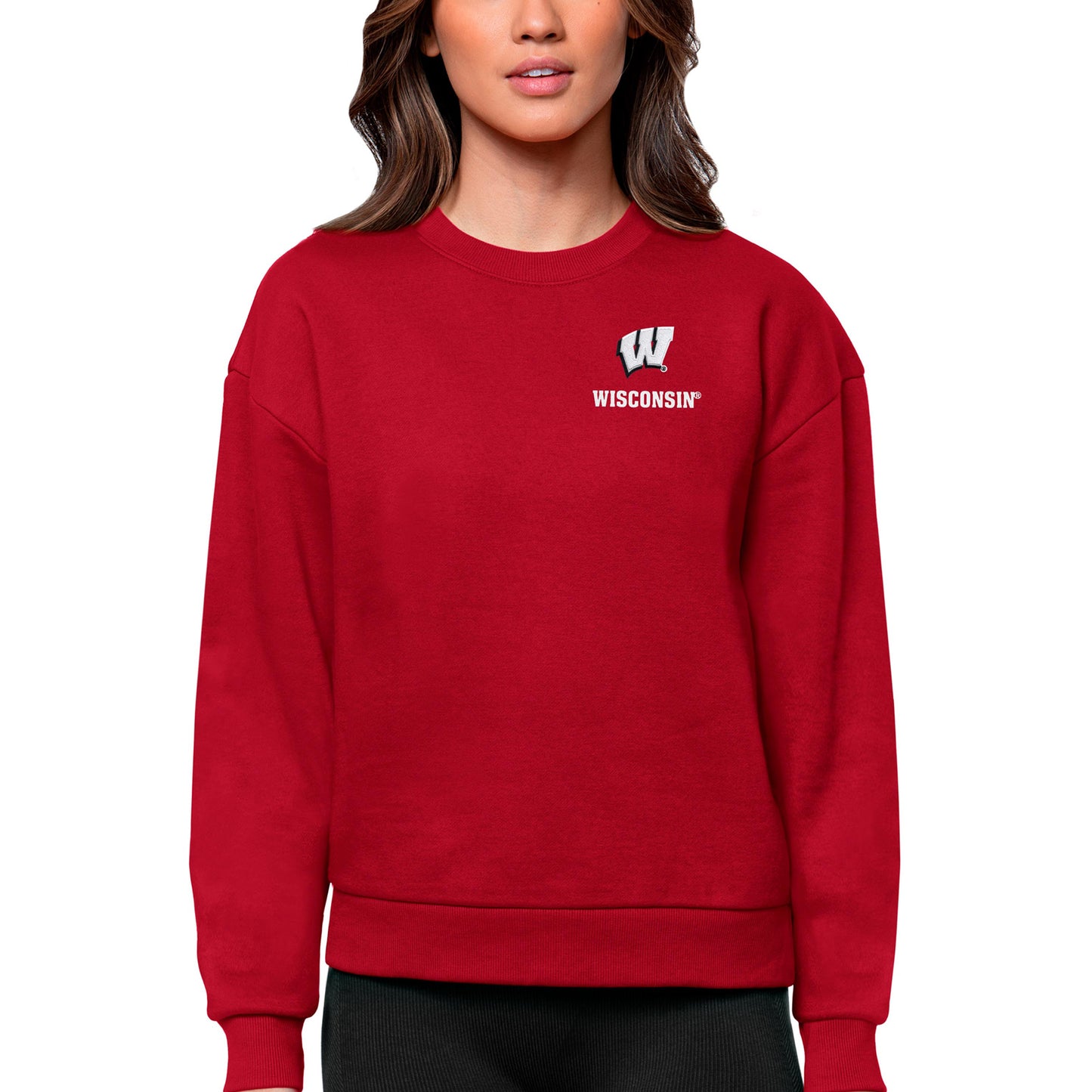 Women's Antigua Red Wisconsin Badgers Logo Victory Crewneck Pullover Sweatshirt