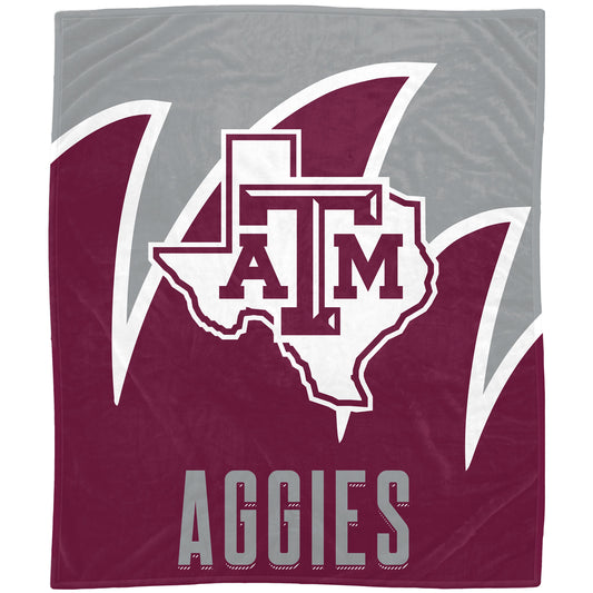 Texas A&M Aggies 60'' x 70'' Splash Coral Fleece Blanket