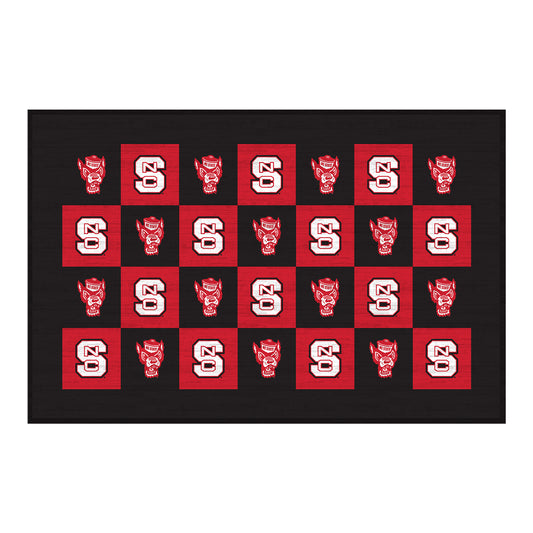 NC State Wolfpack 30'' x 46'' Checkerboard Floor Mat