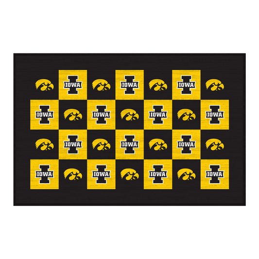 Iowa Hawkeyes 30'' x 46'' Checkerboard Floor Mat