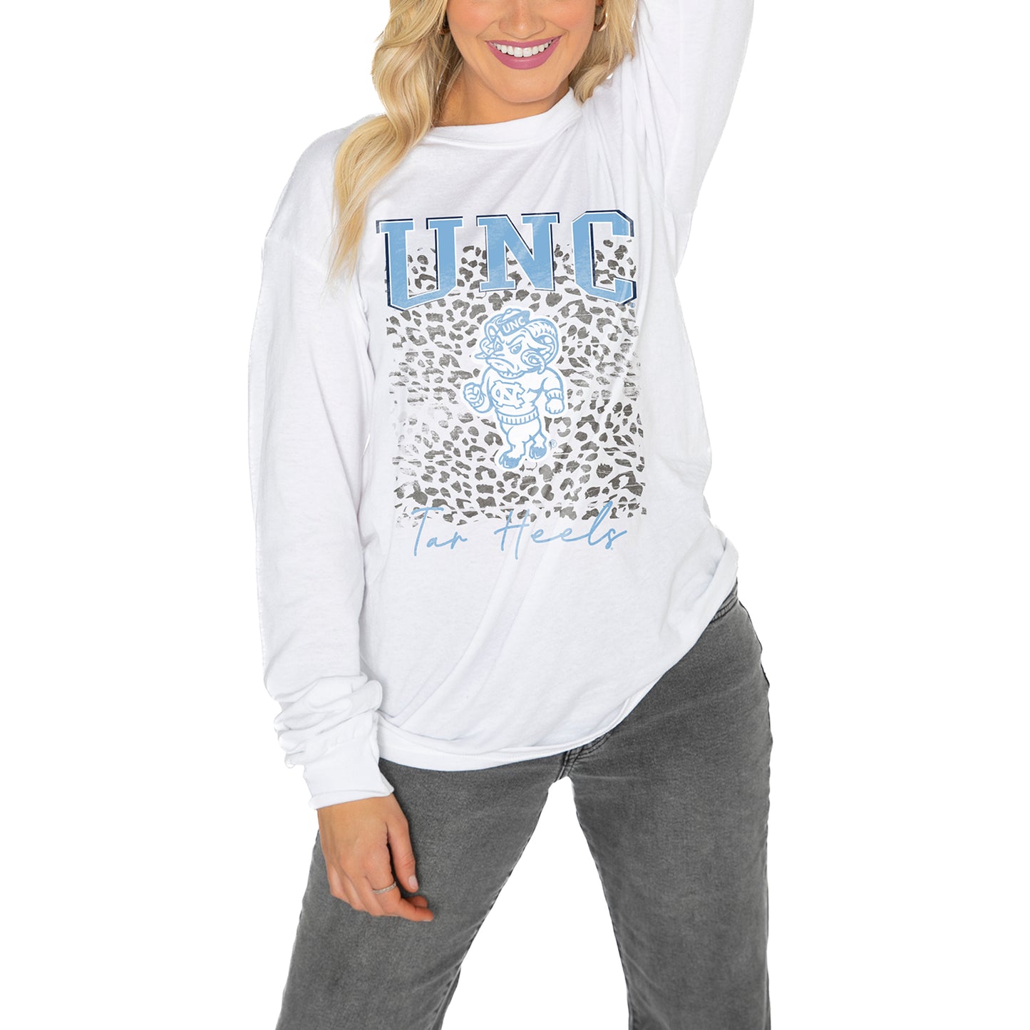 Women's Gameday Couture White North Carolina Tar Heels Boyfriend Fit Long Sleeve T-Shirt