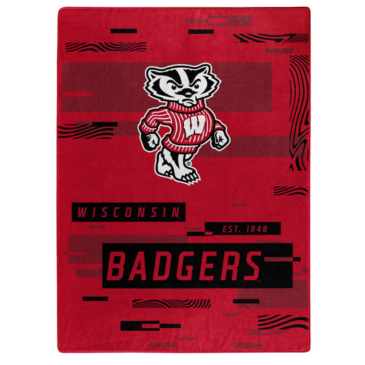 The Northwest Group  Wisconsin Badgers 50" x 60" Digitize Raschel Throw Blanket