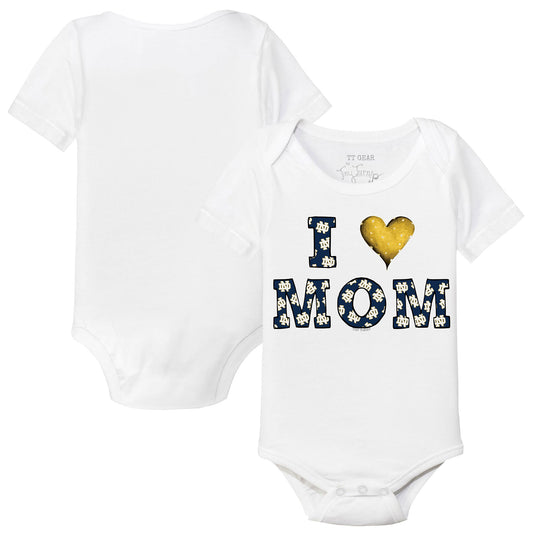 Infant Tiny Turnip  White Notre Dame Fighting Irish I Love Mom Bodysuit