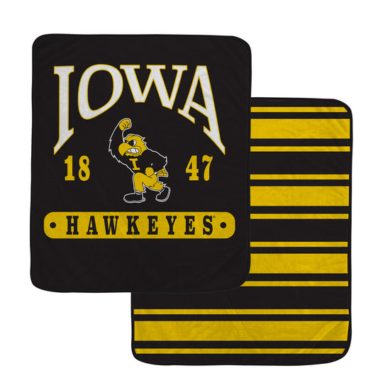 Pegasus Iowa Hawkeyes 60” x 70” Varsity Plaque Double-Sided Blanket