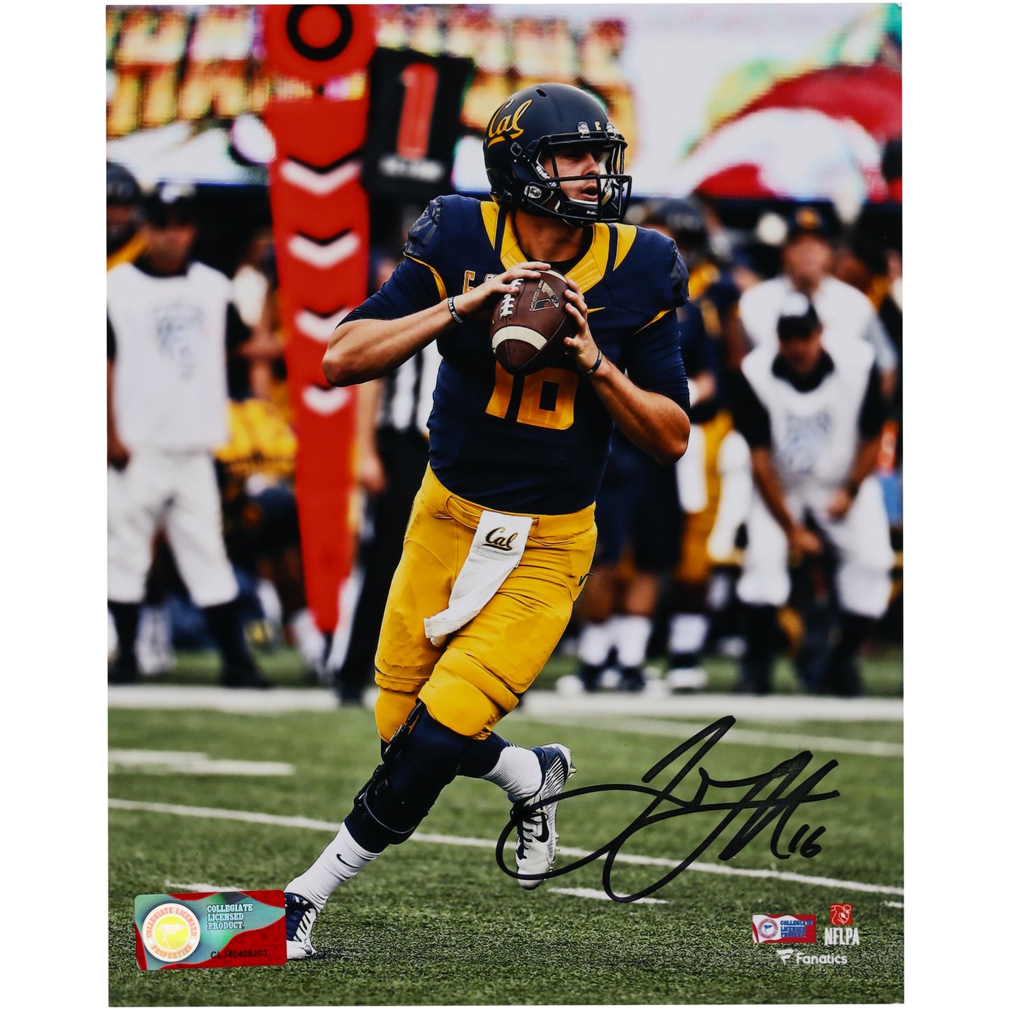 Jared Goff Cal Bears Autographed 8" x 10" Navy Jersey Pass Photograph