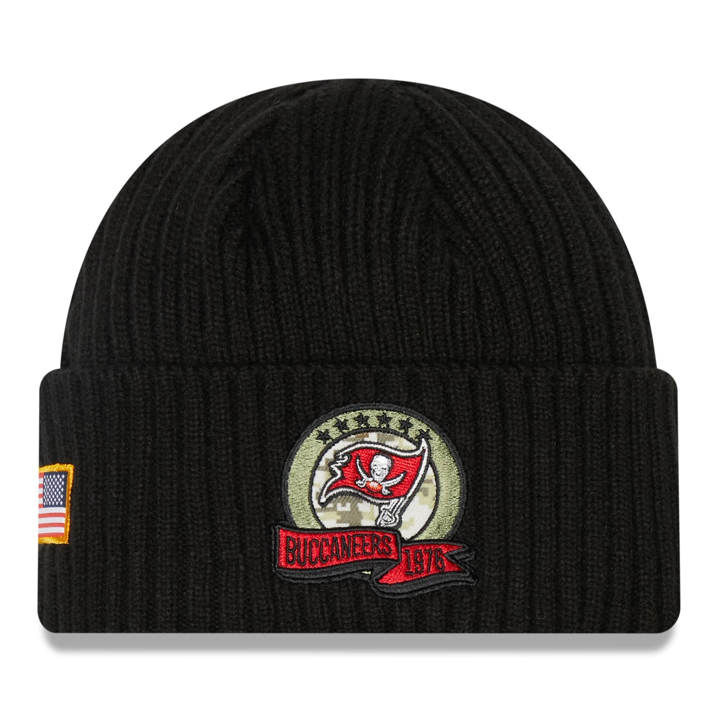 Men's New Era Black Tampa Bay Buccaneers 2022 Salute To Service Knit Hat
